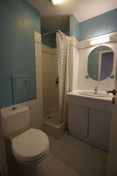 salle de bain avant travaux